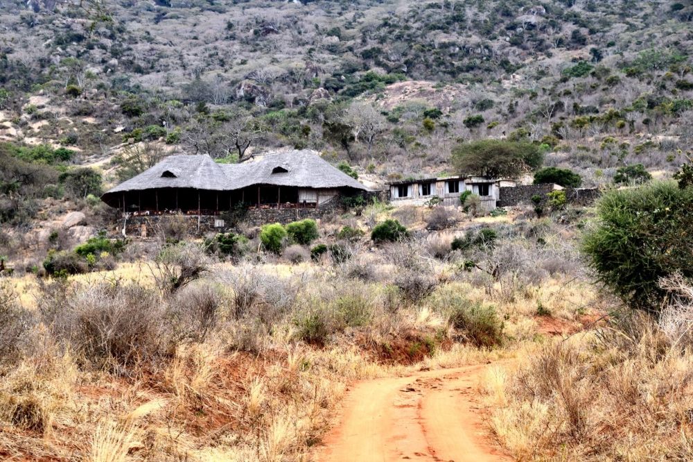 Rhino Valley Lodge