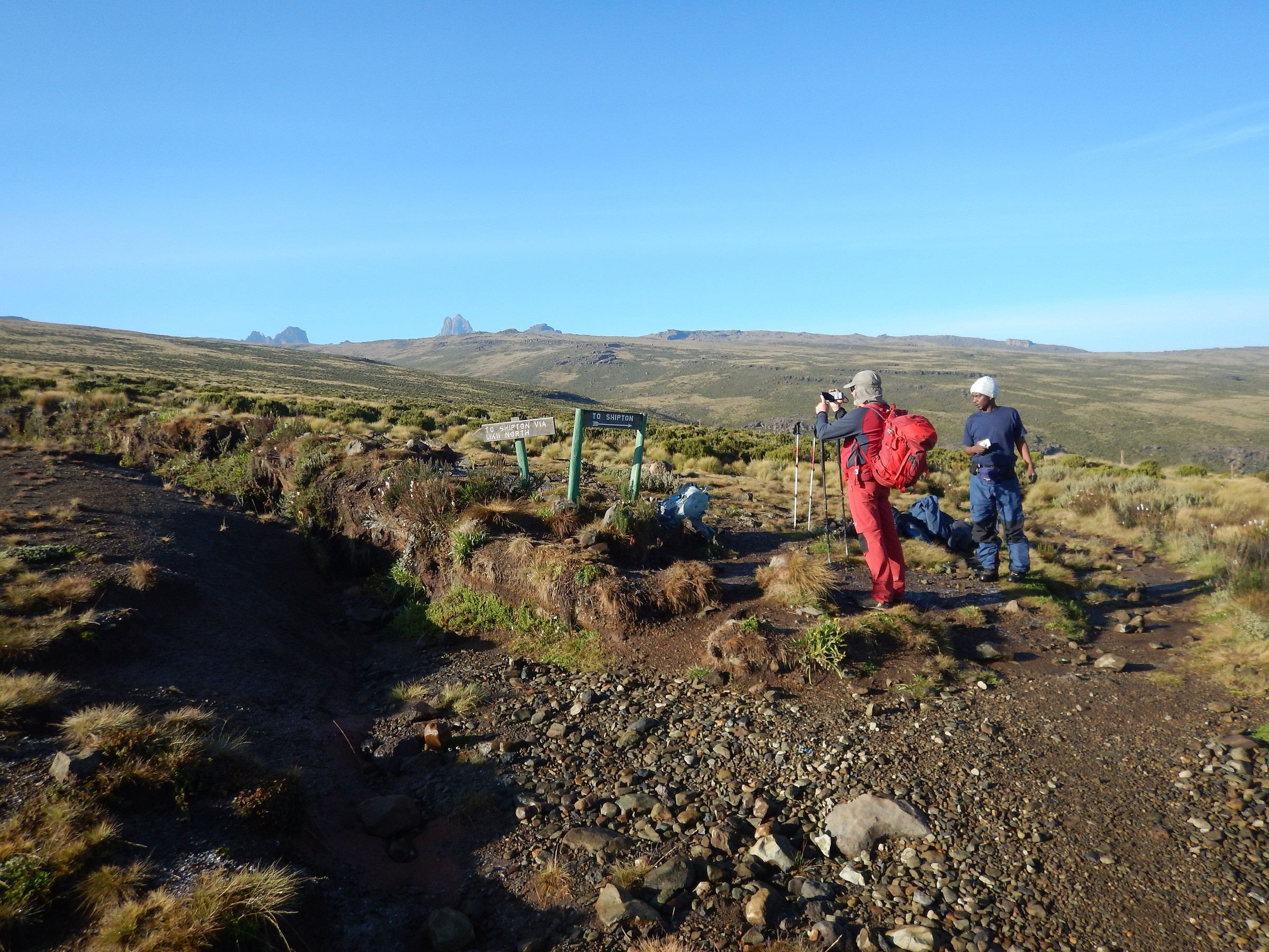 Trekkers on the Sirimon route