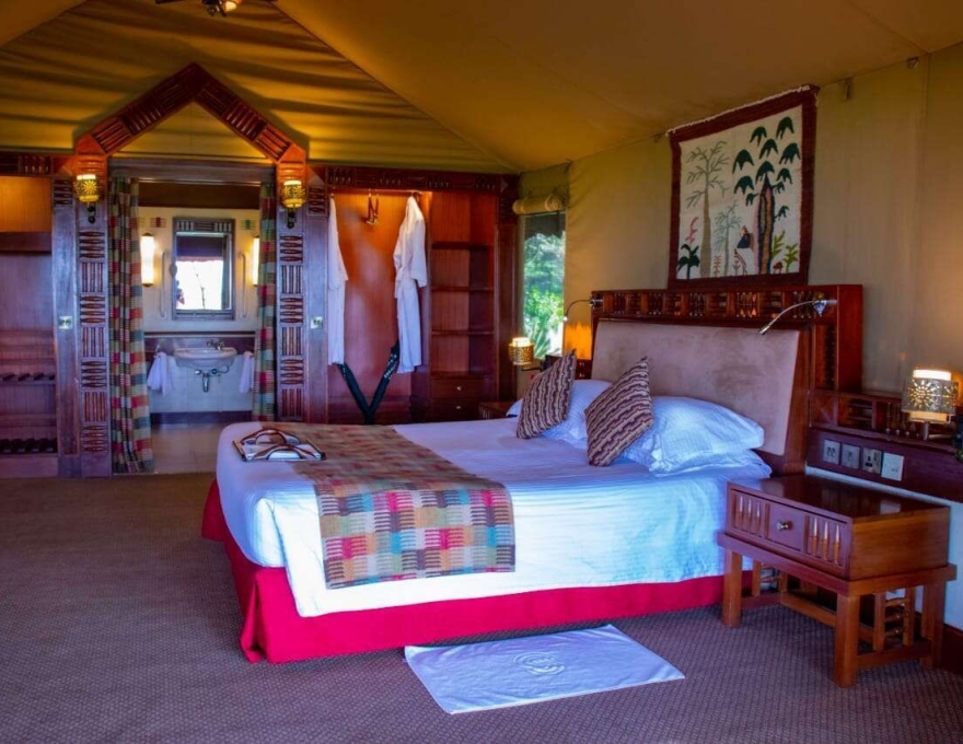 Sweetwaters Serena Safari Camp 6